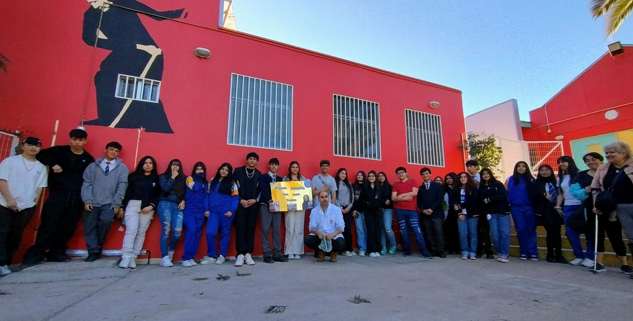 Los/as estudiantes del Colegio Santa María Eufrasia realizan visitas solidarias al Hogar de Cristo